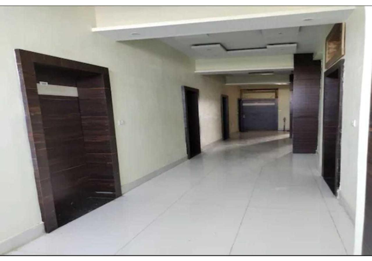 Hotel Parag Palace Jabalpur Eksteriør billede